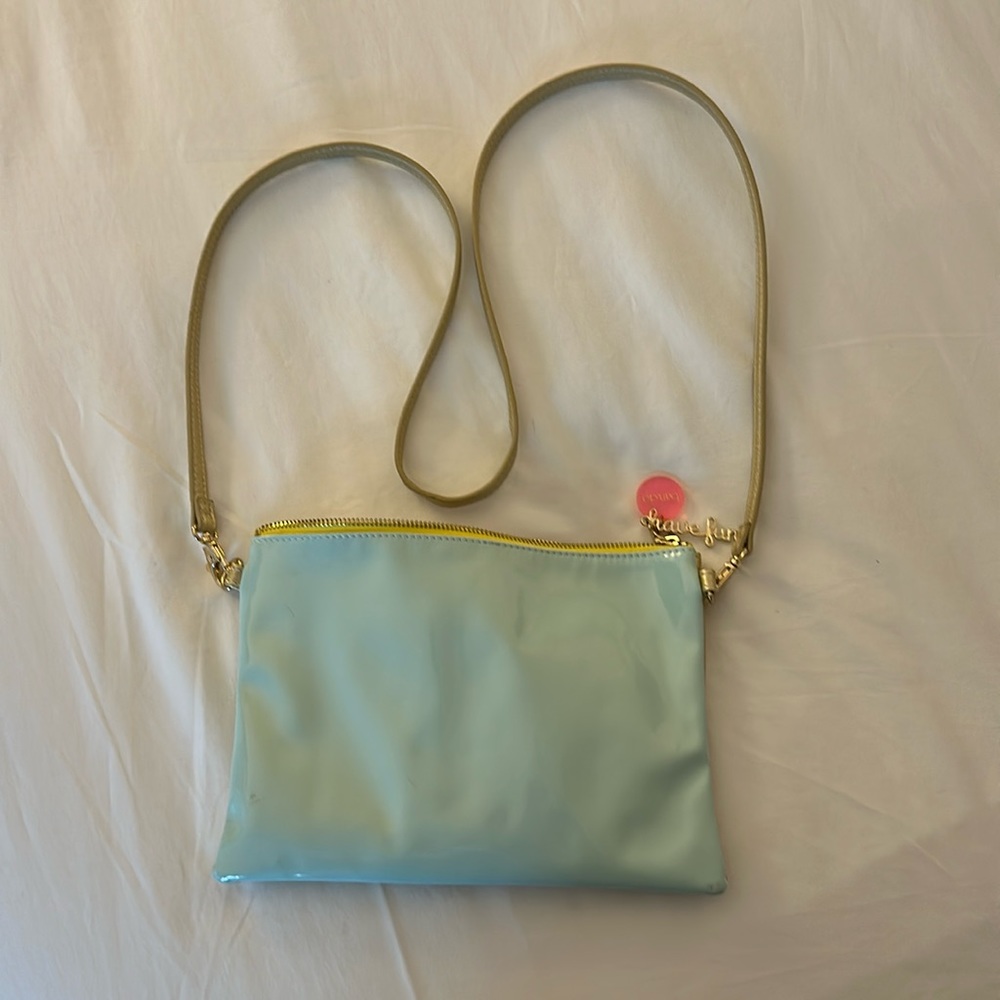 Ban.do Cross body bag purse two toned to make it a pouch. Blue and gold
